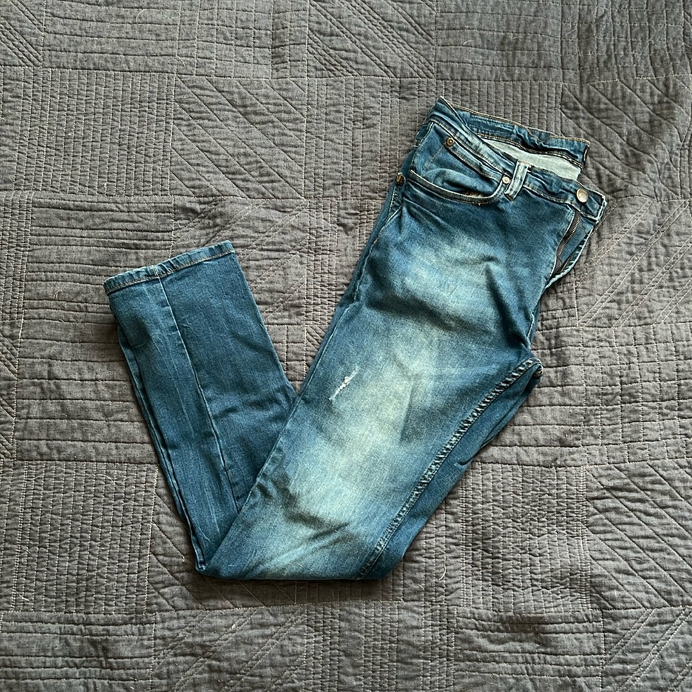 EUC pd&c men’s slim fit jeans 34x32. Light stretch.